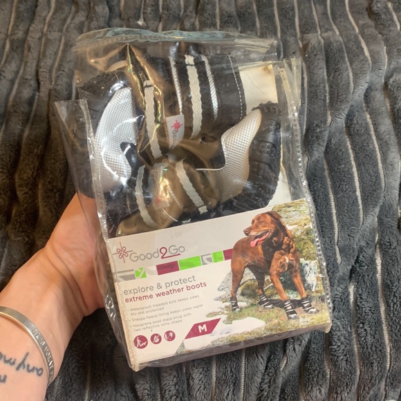 Like new Good2Go, M, Dog Boots - Picture 7 of 7